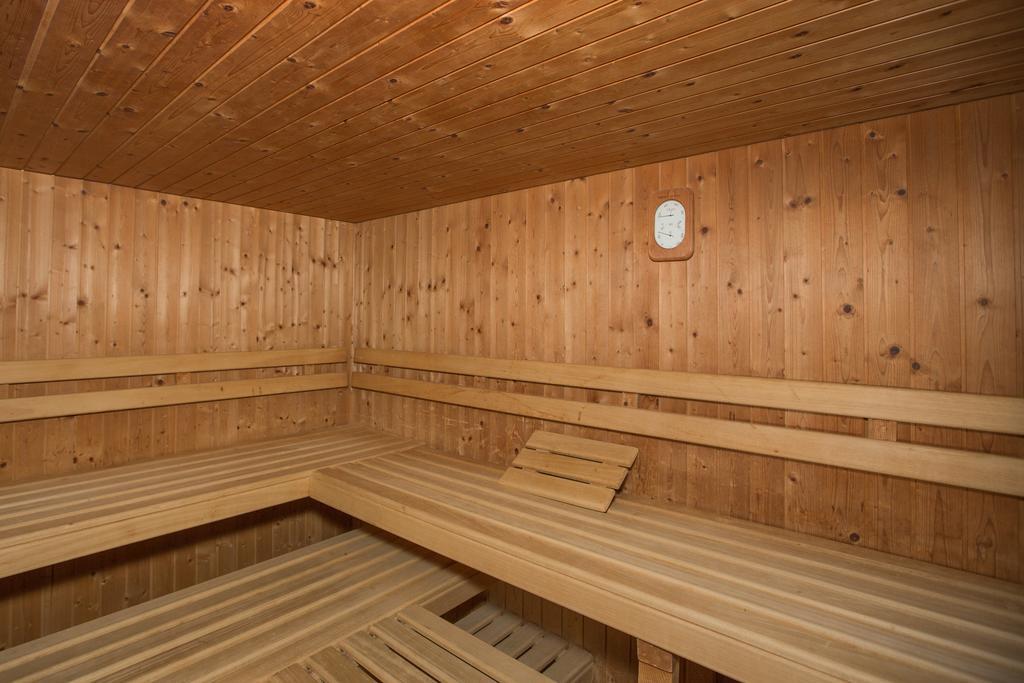 Berghaus Nagens Hostel Флимс Екстериор снимка